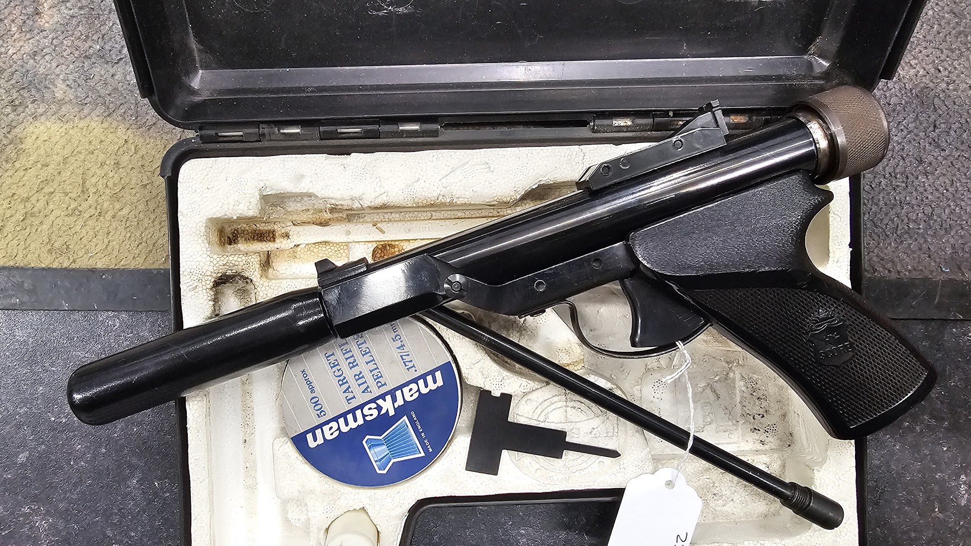 Hy-Score Air Pistol, Dual cal .177 and .22, Vintage, Rare. - Image 2